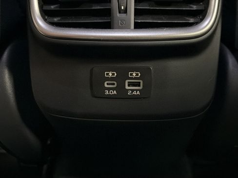 Certified 2025 Subaru Outback Premium AWD/4WD image 33