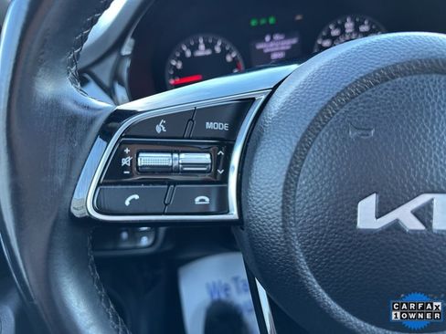 Used 2023 Kia Seltos EX image 64