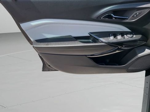 New 2026 Chevrolet Trax LT w/ Midnight Edition FWD image 20