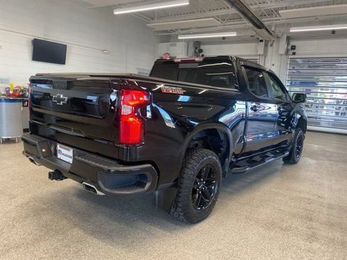 Used 2021 Chevrolet Silverado 1500 LT Trail Boss w/ Convenience Package II AWD/4WD image 6