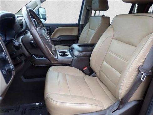 Used 2018 GMC Sierra 2500 Denali w/ Duramax Plus Package AWD/4WD image 10