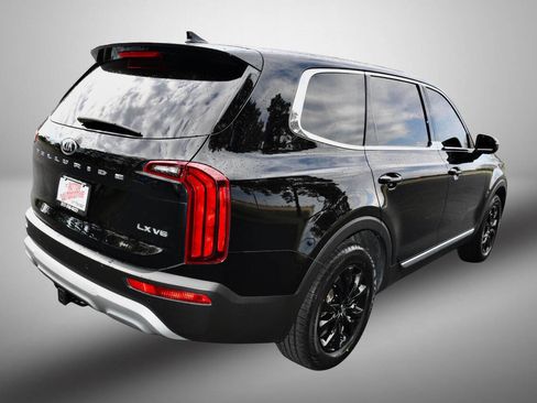 Used 2020 Kia Telluride LX FWD image 7