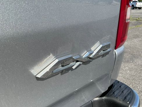 Used 2021 RAM 1500 Laramie AWD/4WD image 16