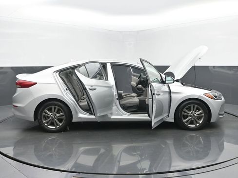 Used 2018 Hyundai Elantra SEL image 57