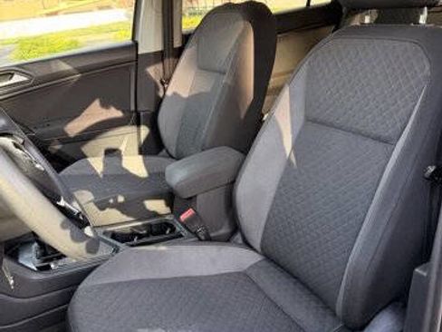 Used 2020 Volkswagen Tiguan S image 13