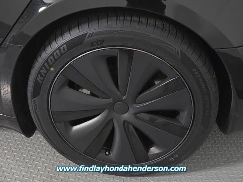 Used 2021 Tesla Model S Plaid image 10