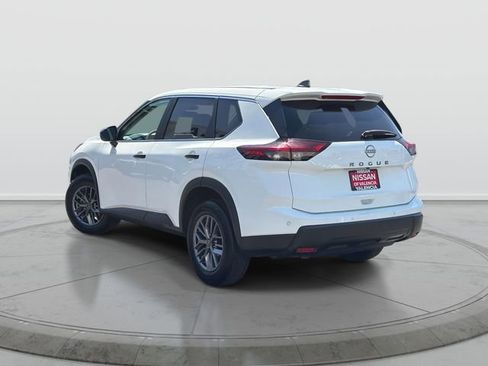 Certified 2024 Nissan Rogue S FWD image 5