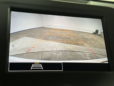 Used 2023 Chevrolet Equinox LT FWD image 15