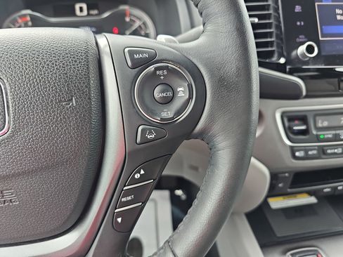 Used 2023 Honda Ridgeline RTL-E image 19