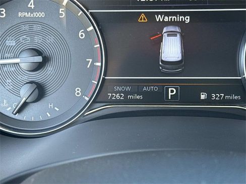 Used 2024 INFINITI QX80 Luxe w/ Cargo Package image 32