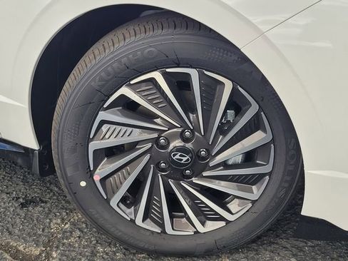 New 2026 Hyundai Sonata SEL FWD image 9