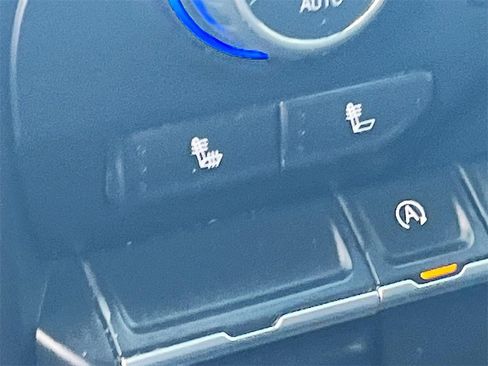 Used 2022 Chevrolet Silverado 1500 LT w/ Texas Edition Plus image 19