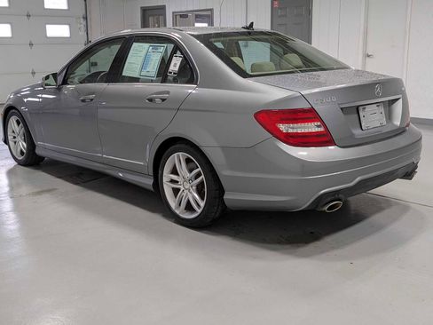 Used 2012 Mercedes-Benz C 300 Sport image 10