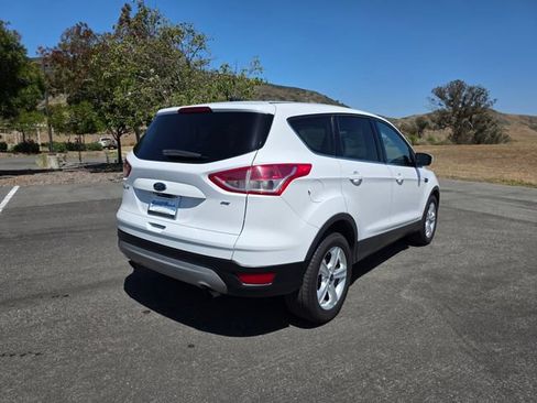 Used 2016 Ford Escape SE FWD image 7