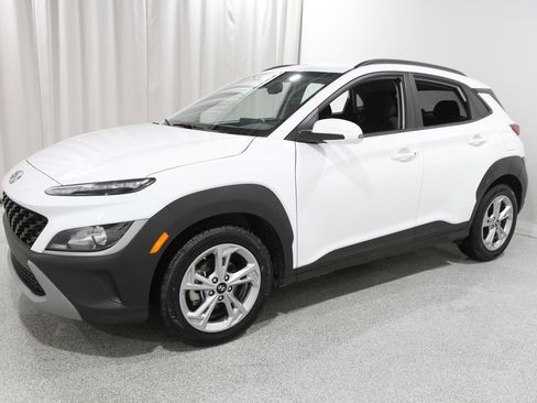 Certified 2023 Hyundai Kona SEL image 3