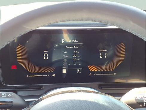 New 2026 Kia Carnival EX FWD image 12