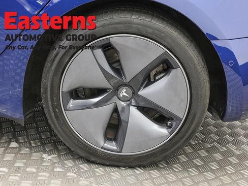 Used 2019 Tesla Model 3 Standard Range RWD image 26