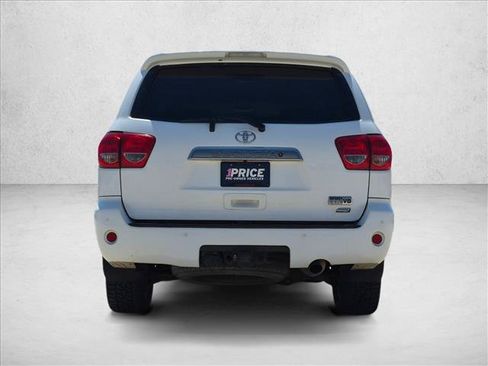 Used 2017 Toyota Sequoia Limited w/ Safety & Convenience Package AWD/4WD image 6