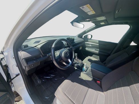 Used 2023 Honda CR-V Sport image 9