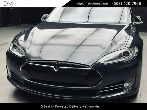Used 2015 Tesla Model S 85 image 14