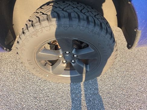 Used 2015 RAM 1500 Tradesman AWD/4WD image 13