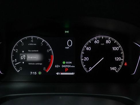 Used 2025 Honda Pilot Sport image 24