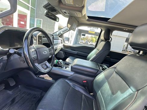 Used 2021 Ford F150 Lariat w/ Equipment Group 502A High AWD/4WD image 3