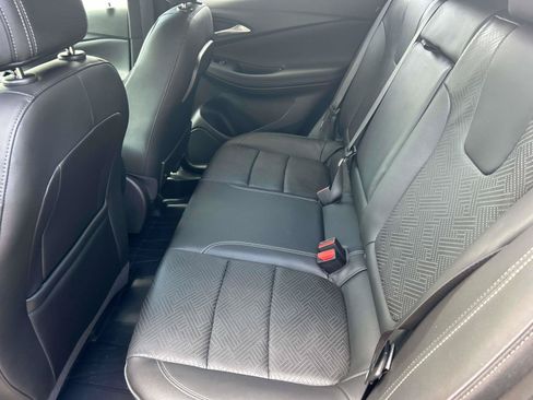 Used 2022 Buick Encore GX Essence w/ Experience Buick Package FWD image 35
