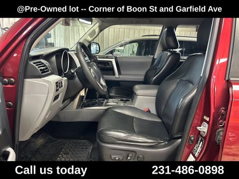 Used 2011 Toyota 4Runner Trail AWD/4WD image 13