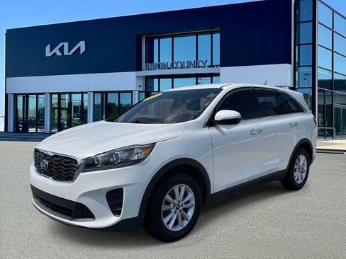 Used 2020 Kia Sorento FWD V6 image 3