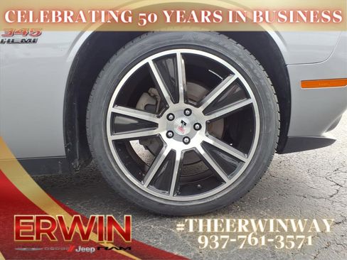 Used 2015 Dodge Challenger R/T Plus image 9