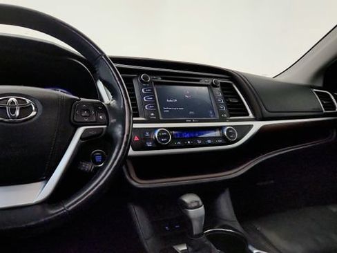 Used 2015 Toyota Highlander Limited Platinum FWD image 68