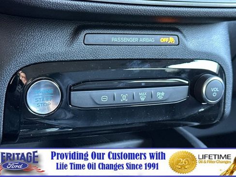 New 2025 Ford Escape SE image 18