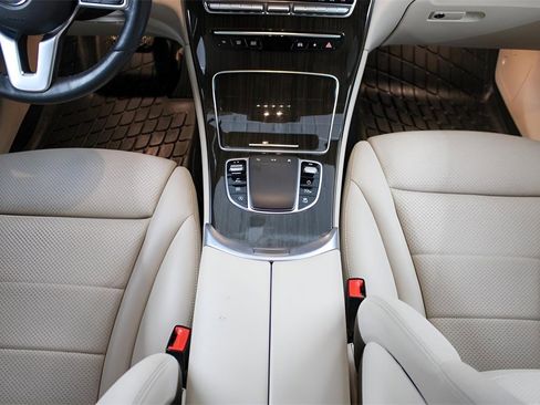 Used 2022 Mercedes-Benz GLC 300 4MATIC Coupe image 24