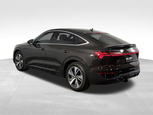 Used 2024 Audi Q8 e-tron Premium Plus w/ Premium Plus Package AWD/4WD image 7