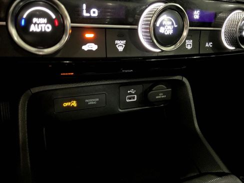 Used 2024 Honda Civic LX image 15