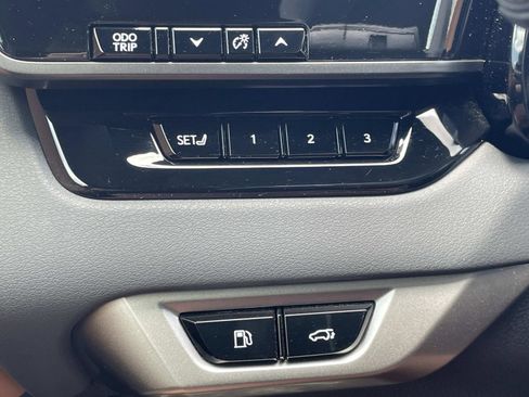 Used 2024 Lexus RX 350 Premium Plus w/ Convenience Package FWD image 28