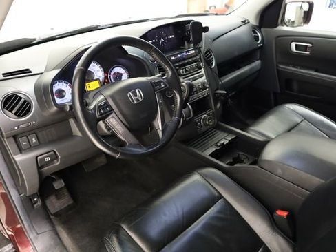 Used 2012 Honda Pilot Touring image 11