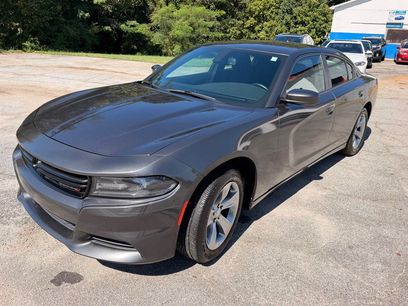 Used 2017 Dodge Charger SXT