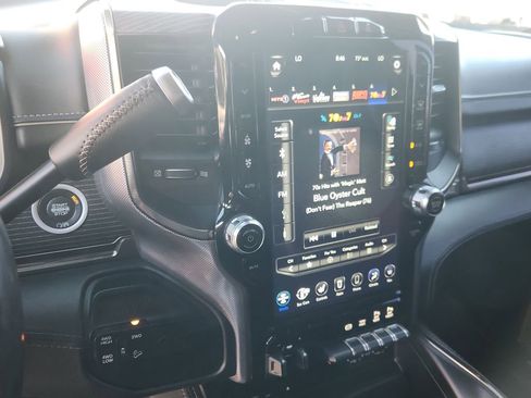 Used 2019 RAM 2500 Limited AWD/4WD image 25