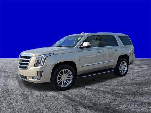 Used 2016 Cadillac Escalade 2WD image 8
