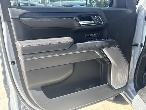 Used 2024 GMC Sierra 1500 AT4X AWD/4WD image 3