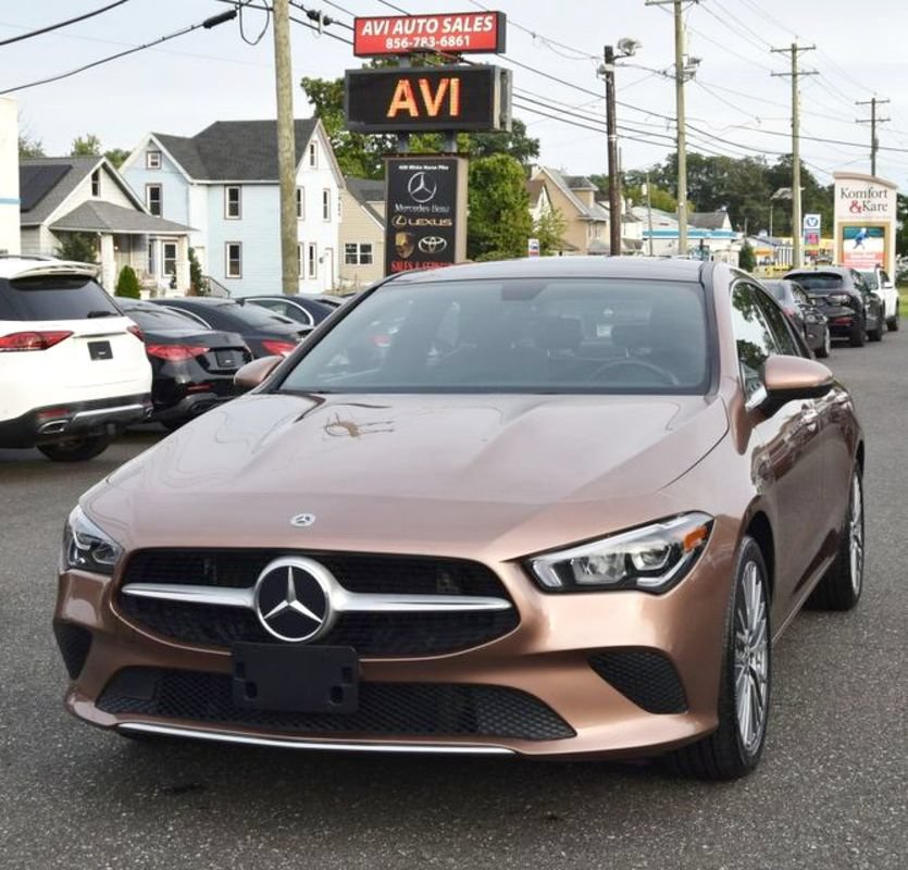 Used 2023 Mercedes-Benz CLA 250 4MATIC w/ Premium Package image 3