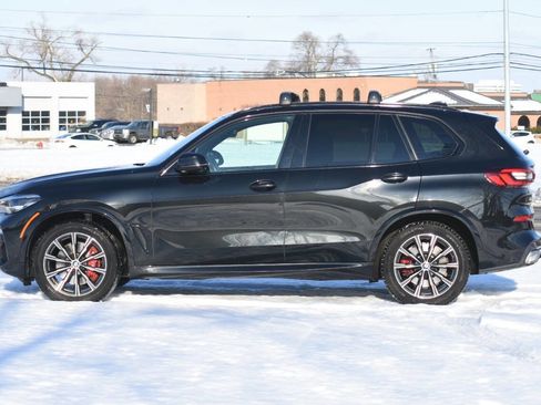 Used 2021 BMW X5 xDrive40i w/ M Sport Package image 2