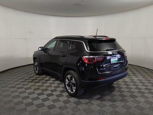 Used 2017 Jeep Compass Limited AWD/4WD image 5
