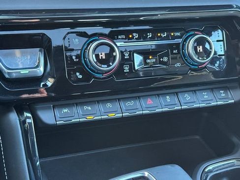 Used 2023 GMC Sierra 1500 AT4X image 23