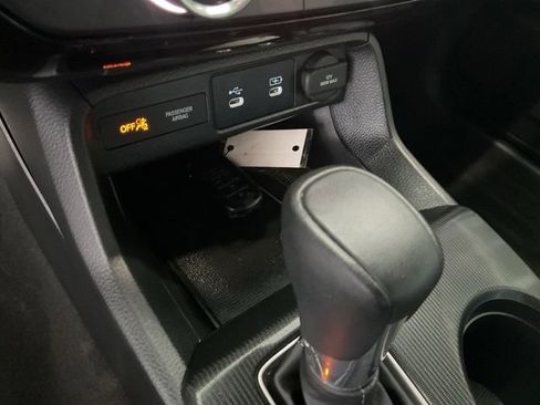 Certified 2025 Honda Civic Sport image 12
