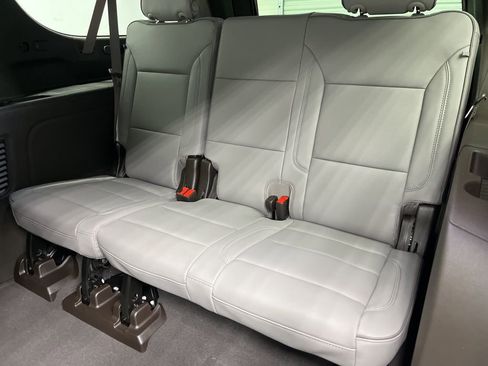 New 2026 GMC Yukon XL Elevation RWD image 5