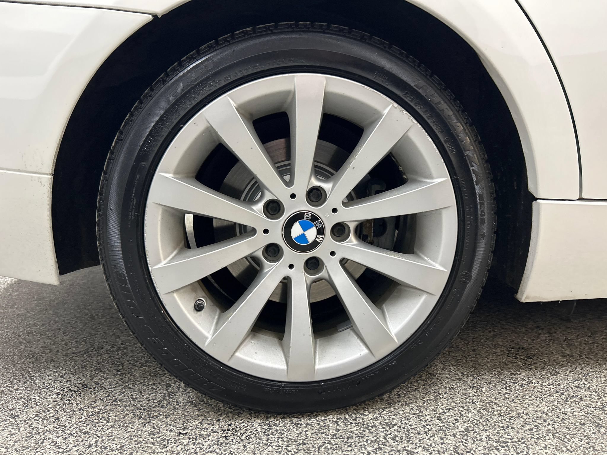 Used 2011 BMW 328i xDrive Sedan w/ Premium Pkg AWD/4WD image 7