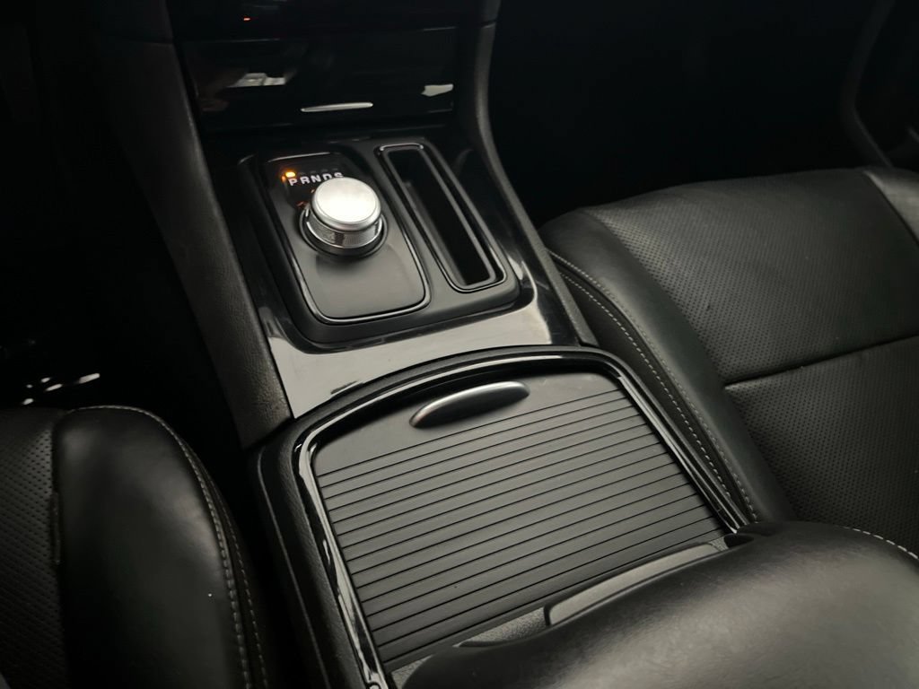 Used 2019 Chrysler 300 S w/ 300S Premium Group 2 RWD image 71